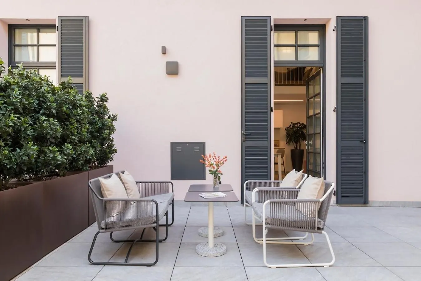 Volta City View Apartments 102 كومو
